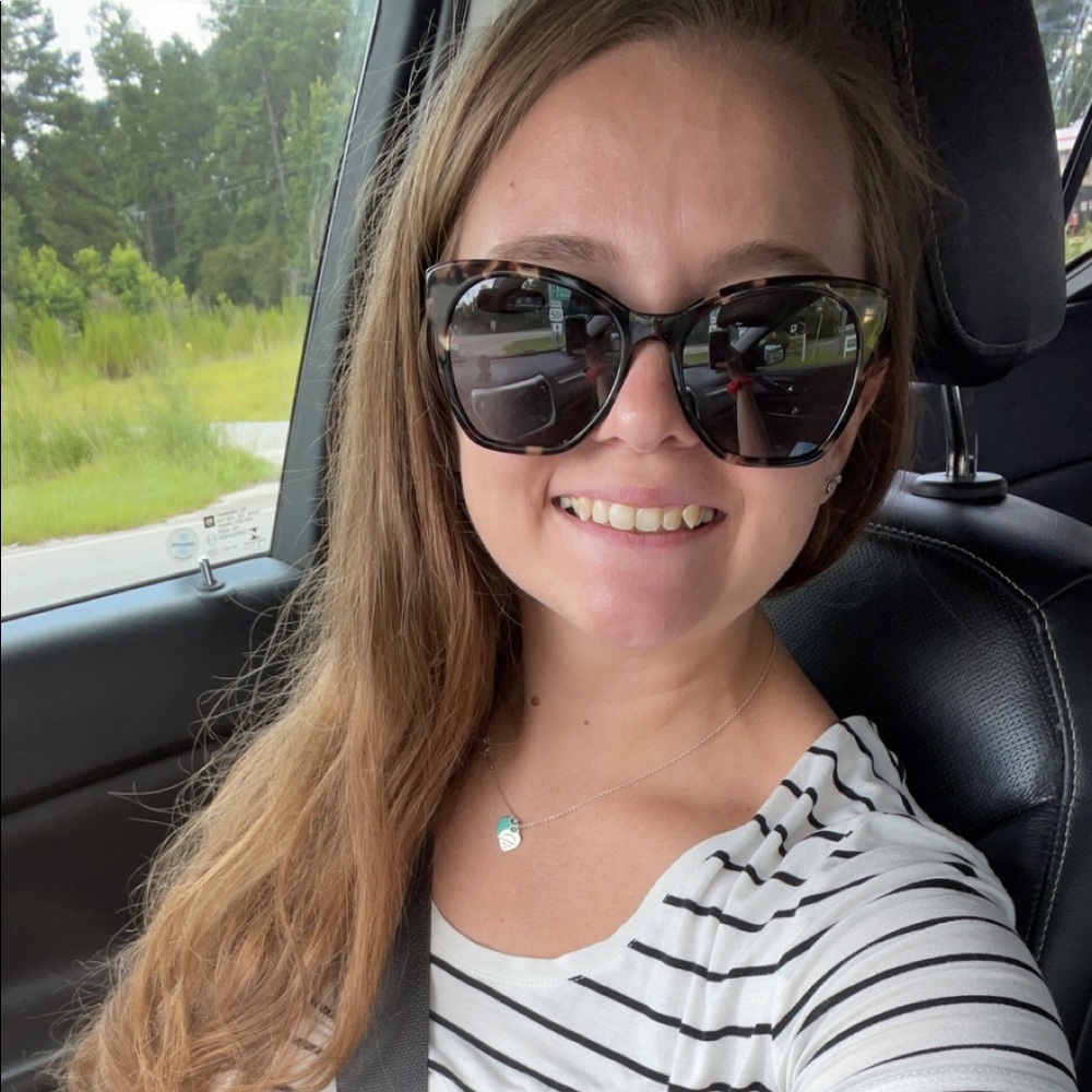 Meet your Posher, Suzanna